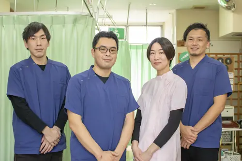 スタッフ集合写真